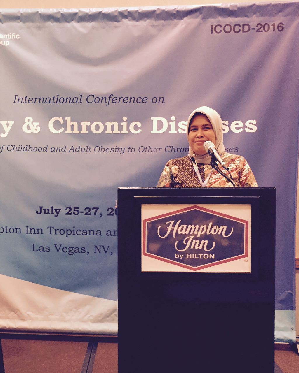 Ketua Pusat Studi Diundang Sebagai Pembicara dalam Konferensi Internasional Obesity & Chronic Disease, LV, Nevada, USA July 25-27, 2016
