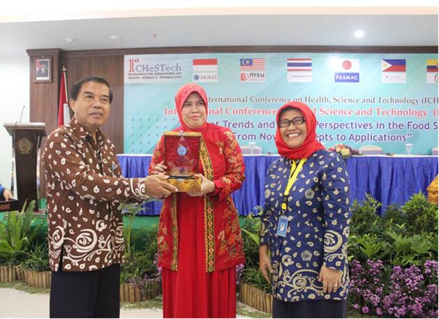 Prof. Fatchiyah, M.Kes, Ph.D was invited as Keynote Speaker in the 1st ICHesTech – ICFST’18 at Muhammadiyah University, Semarang